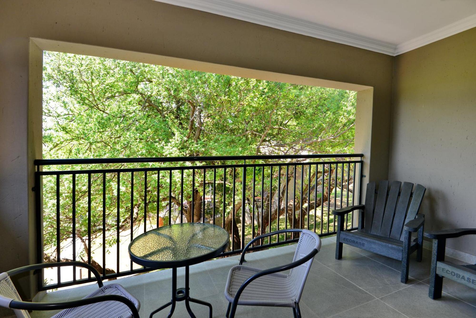 Seasons Golf, Leisure, Spa Hartbeespoort Eksteriør billede